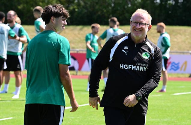 16.07.2026 - Fussball - 2. Bundesliga - Saison 2026 2027 - SpVgg Greuther Fürth Fuerth - Trainingslager Bad Wörishofen - - xwoxzix - Luis Daehne (46, SpVgg Greuther Fürth ) Heiko Vogel ( Trainer SpVgg Greuther Fürth ) happy *** July 16, 2026 Soccer 2. Bundesliga 2026–2027 Season SpVgg Greuther Fürth Fürth Training Camp Bad Wörishofen xwoxzix Luis Daehne 46, SpVgg Greuther Fürth Heiko Vogel, coach of SpVgg Greuther Fürth, happy