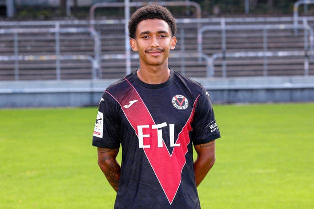 Eric Gueye; FC Viktoria Köln 1904 e.V.; 3.Liga, Porträttermin 2026 2027 am 16.07.2026 im Sportpark Höhenberg Nordrhein-Westfalen Deutschland *** Eric Gueye, FC Viktoria Köln 1904 e.V., 3. Liga, photo shoot for the 2026–2027 season on July 16, 2026, at Sportpark Höhenberg, North Rhine-Westphalia, Germany