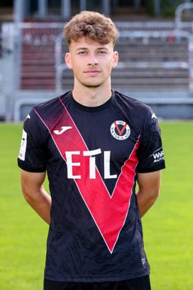 Lucas Wolf; FC Viktoria Köln 1904 e.V.; 3.Liga, Porträttermin 2026 2027 am 16.07.2026 im Sportpark Höhenberg Nordrhein-Westfalen Deutschland *** Lucas Wolf, FC Viktoria Köln 1904 e.V., 3. Liga, photo shoot for the 2026–2027 season on July 16, 2026, at Sportpark Höhenberg, North Rhine-Westphalia, Germany