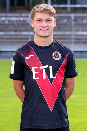 Jason Amann; FC Viktoria Köln 1904 e.V.; 3.Liga, Porträttermin 2026 2027 am 16.07.2026 im Sportpark Höhenberg Nordrhein-Westfalen Deutschland *** Jason Amann, FC Viktoria Köln 1904 e.V., 3. Liga, photo shoot for the 2026–2027 season on July 16, 2026, at Sportpark Höhenberg, North Rhine-Westphalia, Germany
