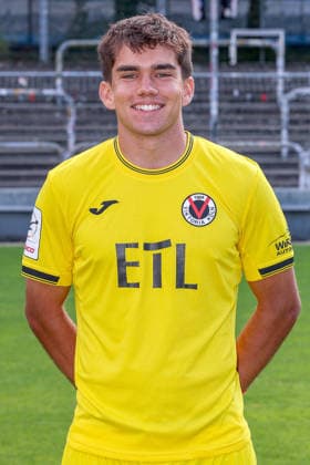 Oskar Hill; FC Viktoria Köln 1904 e.V.; 3.Liga, Porträttermin 2026 2027 am 16.07.2026 im Sportpark Höhenberg Nordrhein-Westfalen Deutschland *** Oskar Hill FC Viktoria Köln 1904 e.V., 3. Liga, Photo Shoot 2026–2027 on July 16, 2026, at Sportpark Höhenberg, North Rhine-Westphalia, Germany