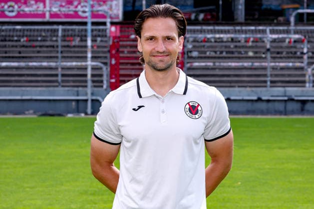 Athletiktrainer Janning Michels; FC Viktoria Köln 1904 e.V.; 3.Liga, Porträttermin 2026 2027 am 16.07.2026 im Sportpark Höhenberg Nordrhein-Westfalen Deutschland *** Athletics Coach Janning Michels, FC Viktoria Köln 1904 e.V., 3. Liga; profile session for the 2026–2027 season on July 16, 2026, at Sportpark Höhenberg, North Rhine-Westphalia, Germany