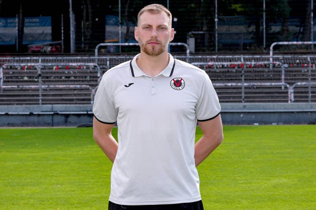 Sportlicher Leiter Valentin Schäfer; FC Viktoria Köln 1904 e.V.; 3.Liga, Porträttermin 2026 2027 am 16.07.2026 im Sportpark Höhenberg Nordrhein-Westfalen Deutschland *** Sports Director Valentin Schäfer, FC Viktoria Köln 1904 e.V., 3. Liga; profile interview for the 2026–2027 season on July 16, 2026, at Sportpark Höhenberg, North Rhine-Westphalia, Germany