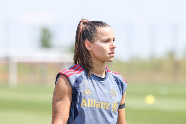 Lena Oberdorf (FC Bayern Muenchen, 08), GER, FC Bayern Muenchen Frauen Training, Fussball, Google Pixel Frauen-Bundesliga, Saison 2026 2027, 16.07.2026, GER, FC Bayern Muenchen Frauen Training, Fussball, Google Pixel Frauen-Bundesliga, Saison 2026 2027, 16.07.2026 Muenchen *** Lena Oberdorf, FC Bayern Munich, 08, GER, FC Bayern Munich Women s Training, Soccer, Google Pixel Women s Bundesliga, 2026–2027 Season, July 16, 2026, GER, FC Bayern Munich Women s Training, Soccer, Google Pixel Women s Bundesliga, 2026–2027 Season, July 16, 2026, Munich Copyright: xEibner-Pressefoto JennixMaulx EP_JML