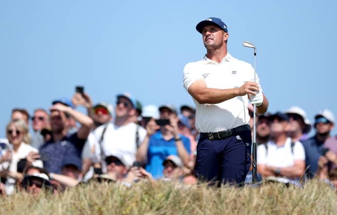 154th Open Golf Championships - Round 1 Bryson Dechambeau of the USA tees off on the 7th hole during Round 1 at the British Open Golf Championships at Royal Birkdale in Southport, Britain, 16 July 2026. SOUTHPORT United Kingdom  Copyright: xADAMxVAUGHANx