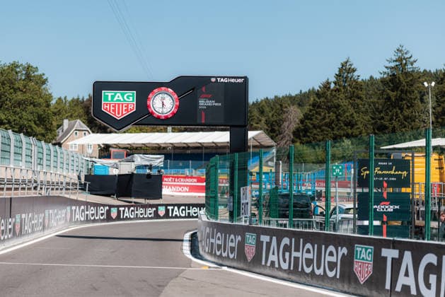Formula 1 Moët & Chandon Belgian Grand Prix 2026 Dan Schiumarini OVERTAKE MAXPPP - Spa 16 07 2026 TAG Heuer Clock Pit lane at the Formula 1 Moët & Chandon Belgian Grand Prix 2026, the 10th round of the 2026 FIA Formula 1 World Championship, WM, Weltmeisterschaft at the Circuit de Spa-Francorchamps in Spa, Belgium, from 16 to 19 July 2026 Spa Belgium  Copyright: xOVERTAKE MAXPPPxDanxSchiumarinix OVT202607161905 OVT202607161905