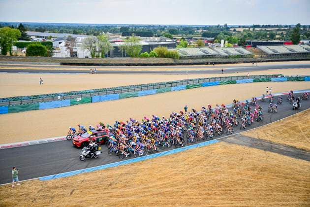 Tour de France 2026 Stage 12 CHALON-SUR-SAONE, FRANCE - JULY 16 : Illustration picture of the start of the race during stage 12 of the 113rd edition of Tour de France an UCI World Tour 2.UWT cycling road race stage for Men Elite of 181 km with start in Circuit Nevers Magny-Cours and finish in Chalon-sur-Saone on July 16, 2026 in Chalon-sur-Saone, France, 16 07 2026 Chalon-sur-Saone France  Copyright: xTomasxSiskx