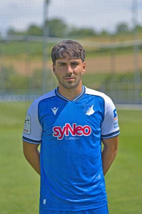 Diren Dagdeviren; TSG Hoffenheim II; 3.Liga, Portraittermin 2026 2027 Zuzenhausen *** Diren Dagdeviren, TSG Hoffenheim II, 3. Liga, Photo Shoot 2026–2027, Zuzenhausen Copyright: xEibner-Pressefoto JoergxHirschx EP_JHH