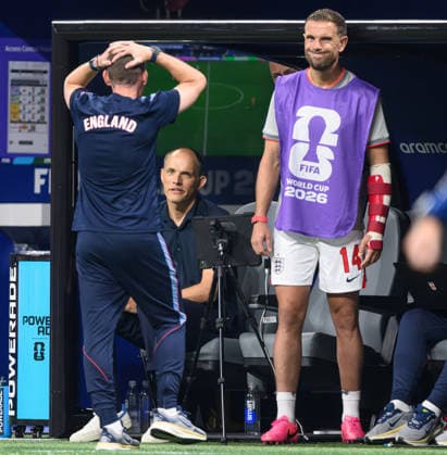 15 July 2026 - England v Argentina - Atlanta Stadium- Semi Final - 2026 World Cup - USA. 15 July 2026 - England v Argentina - Atlanta Stadium- Semi Final - 2026 World Cup - USA. England Manager Thomas Tuchel, Assistant Coach Anthony Barry and Jordan Henderson dejected after defeat to Argentina. Picture : Mark Pain ATLANTA USA  Copyright: xMarkxPainx