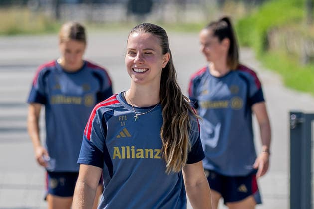 Neuzugang Sarah Mattner (FC Bayern Muenchen Frauen, 11) Portrait Portraet FC Bayern Muenchen Frauen, Fussball, Google Pixel Frauen-Bundesliga, Trainingseinheit, Saison 2026 2027, 16.07.2026. Foto: HMB Media Franz Feiner *** New Signing Sarah Mattner, FC Bayern Munich Women, 11 Portraits of FC Bayern Munich Women, Soccer, Google Pixel Women s Bundesliga, Training Session, 2026–2027 Season, July 16, 2026, Photo by HMB Media, Franz Feiner Copyright: HMBxMedia FranzxFeiner