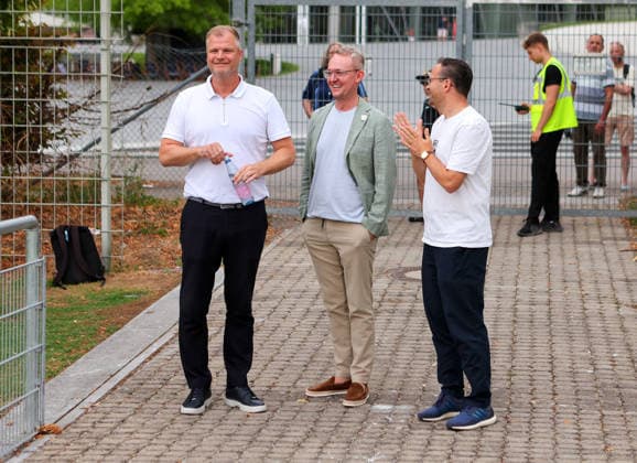 2026.07.16, Deutschland, Stuttgart, Fußball VfB Stuttgart Trainingsauftakt, v.l. Vorstand Fabian Wohlgemuth, Vorstand Alexander Wehrle, Tobias Kaufmann *** July 16, 2026, Germany, Stuttgart, Soccer: VfB Stuttgart Training Kickoff; from left: Fabian Wohlgemuth, Director of Sports; Alexander Wehrle, Board Member; Tobias Kaufmann