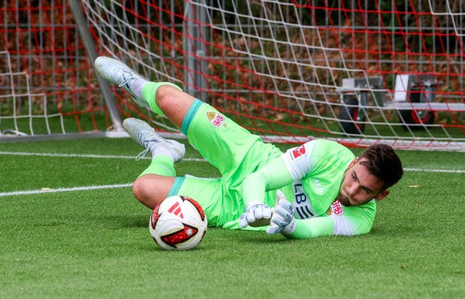 2026.07.16, Deutschland, Stuttgart, Fußball VfB Stuttgart Trainingsauftakt, Dennis Seimen *** July 16, 2026, Germany, Stuttgart, Soccer: VfB Stuttgart Starts Training, Dennis Seimen