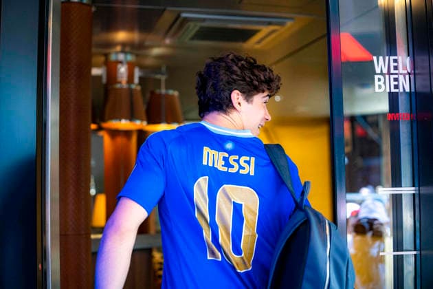 F1 Belgian Grand Prix - Media Day FRANCO COLAPINTO (ARG) of BWT Alpine Formula One Team arriving in the paddock wearing the Argentina Football team jersey of Leo Messi on Thursday Media day during the 2026 Formula 1 Moët & Chandon Belgian Grand Prix at the Circuit de Spa-Francorchamps on July 16, 2026. Photo by Antoine Lapeyre Reveries Agency via ABACAPRESS.COM Spa-Francorchamps Belgium  Copyright: xAntoinexLapeyre ReveriesxAgency ABACAx