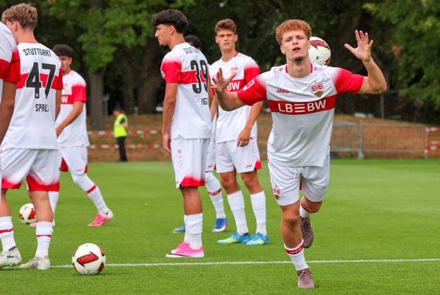 2026.07.16, Deutschland, Stuttgart, Fußball VfB Stuttgart Trainingsauftakt, Lazar Jovanovic *** July 16, 2026, Germany, Stuttgart, Soccer: VfB Stuttgart Starts Training, Lazar Jovanovic