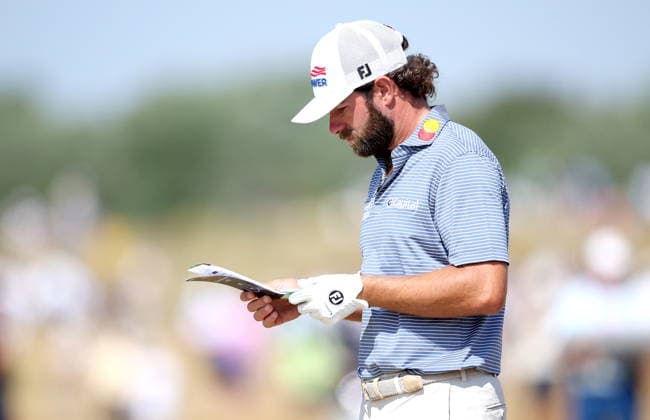 154th Open Golf Championships - Round 1 Cameron Young of the USA takes notes on the 2nd hole during Round 1 at the British Open Golf Championships at Royal Birkdale in Southport, Britain, 16 July 2026. SOUTHPORT United Kingdom  Copyright: xADAMxVAUGHANx