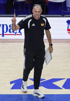 WomenÕs Volleyball Nations League - Belgrade 2026 Germany s head coach Massimo Botti during the MenÕs Volleyball Nations League Pool 7 match between Germany and Iran at Belgrade Arena on July 16, 2026 in Belgrade, Serbia. Belgrade Serbia Copyright: xSrdjanxStevanovicx x