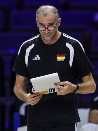 WomenÕs Volleyball Nations League - Belgrade 2026 Germany s head coach Massimo Botti during the MenÕs Volleyball Nations League Pool 7 match between Germany and Iran at Belgrade Arena on July 16, 2026 in Belgrade, Serbia. Belgrade Serbia Copyright: xSrdjanxStevanovicx x