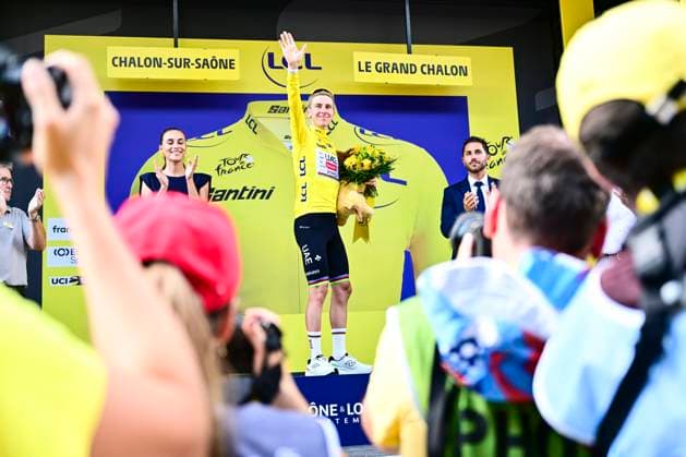 Tour de France 2026 Stage 12 CHALON-SUR-SAONE, FRANCE - JULY 16 : Pogacar Tadej (SLO) of UAE Team Emirates XRG on the podium wearing the yellow jersey during stage 12 of the 113rd edition of Tour de France an UCI World Tour 2.UWT cycling road race stage for Men Elite of 181 km with start in Circuit Nevers Magny-Cours and finish in Chalon-sur-Saone on July 16, 2026 in Chalon-sur-Saone, France, 16 07 2026 Chalon-sur-Saone France  Copyright: xPeterxDexVoechtx