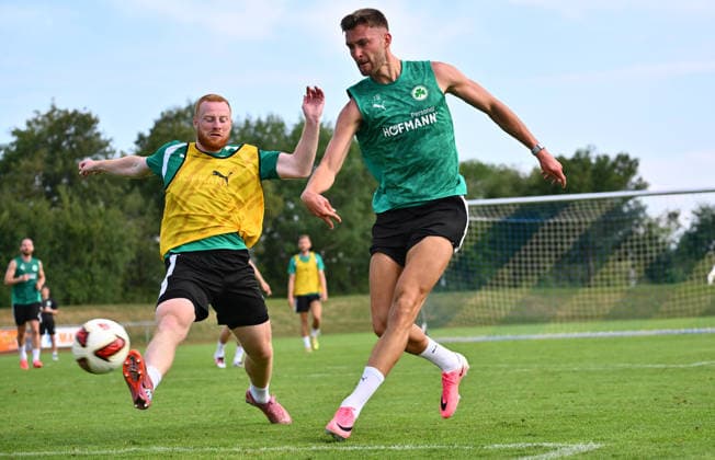 16.07.2026 - Fussball - 2. Bundesliga - Saison 2026 2027 - SpVgg Greuther Fürth Fuerth - Trainingslager Bad Wörishofen - - xwoxzix - Paul Will (13, SpVgg Greuther Fürth ) Felix Higl (18, SpVgg Greuther Fürth ) *** July 16, 2026 Soccer 2. Bundesliga 2026–2027 Season SpVgg Greuther Fürth Fürth Training Camp Bad Wörishofen xwoxzix Paul Will 13, SpVgg Greuther Fürth Felix Higl 18, SpVgg Greuther Fürth