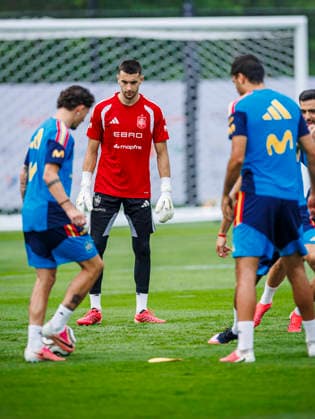 Spain national team, Nationalteam World Cup 16 07 2026 Joan Garcia of Spain during the Spanish national team s training session at Melanie Lane Training Grounds, New Jersey, United States of America on July 16, 2026. Photo (PGS Photo Agency) New Jersey usa Copyright: xPGSxPhotoxAgencyx