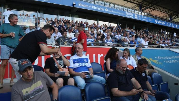 MSV Duisburg Mitgliederversammlung in der Schauinslandreisen-Arena in Duisburg ** NUR FÜR REDAKTIONELLE ZWECKE ** EDITORIAL USE ONLY **<p>MSV Duisburg Mitgliederversammlung am Donnerstag den 16.Juli 2026 in der Schauinslandreisen-Arena in Duisburg Foto : Frank Oppitz FUNKE Foto Services< p> Deutschland NRW Duisburg Copyright: FrankxOppitz *** MSV Duisburg General Meeting at the Schauinslandreisen Arena in Duisburg ** FOR EDITORIAL USE ONLY ** EDITORIAL USE ONLY ** p MSV Duisburg General Meeting on Thursday, July 16, 2026, at the Schauinslandreisen Arena in Duisburg Photo by Frank Oppitz, FUNKE Photo Services p Sport Germany, North Rhine-Westphalia, Duisburg Copyright FrankxOppitz Copyright: FrankxOppitz doc86qsp4ncmgx1fqgixi8z ,EDITORIAL USE ONLY