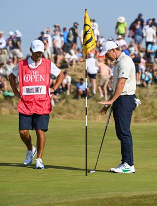 Rory McIlroy (NIR) looks dejected after missing a short birdie putt on the 8th Green. He then smashed his drive on the 9th Tee onto the green in anger and birdied the hole 154th Open Golf Championships, Royal Birkdale, Southport, UK - 16 Jul 2026Southport Royal Birkdale United Kingdom  Copyright: xGreigxCowie Shutterstockx 16988293dn