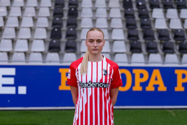 Tessa Blumenberg; SC Freiburg; 1.BL Frauen, Porträttermin 2026 2027 Freiburg Dreisamstadion Baden-Wuerttemberg Deutschland *** Tessa Blumenberg, SC Freiburg 1, Women s Bundesliga, Photo Shoot 2026–2027, Freiburg, Dreisamstadion, Baden-Württemberg, Germany Copyright: xAA STEINSIEK.CHx