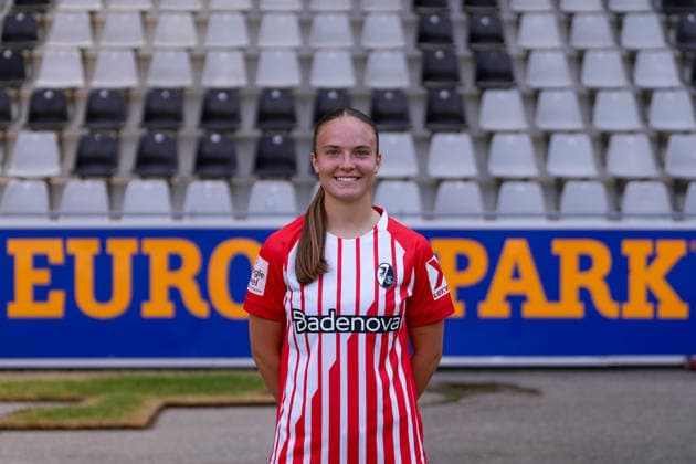 Johanna Hebben; SC Freiburg; 1.BL Frauen, Porträttermin 2026 2027 Freiburg Dreisamstadion Baden-Wuerttemberg Deutschland *** Johanna Hebben, SC Freiburg 1, Women s Bundesliga; Photo Shoot 2026–2027, Freiburg, Dreisamstadion, Baden-Württemberg, Germany Copyright: xAA STEINSIEK.CHx