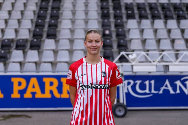 Mia-Lena Maas; SC Freiburg; 1.BL Frauen, Porträttermin 2026 2027 Freiburg Dreisamstadion Baden-Wuerttemberg Deutschland *** Mia Lena Maas, SC Freiburg 1, Women s Bundesliga, Photo Shoot 2026–2027, Freiburg, Dreisamstadion, Baden-Württemberg, Germany Copyright: xAA STEINSIEK.CHx
