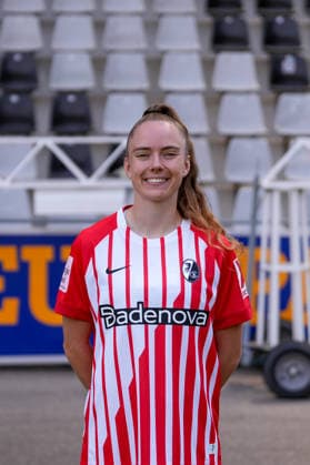 Lisa Kolb; SC Freiburg; 1.BL Frauen, Porträttermin 2026 2027 Freiburg Dreisamstadion Baden-Wuerttemberg Deutschland *** Lisa Kolb, SC Freiburg 1, Women s Bundesliga, Photo Shoot 2026–2027, Freiburg, Dreisamstadion, Baden-Württemberg, Germany Copyright: xAA STEINSIEK.CHx