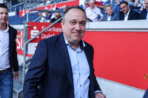 Fussball, 3.Liga Saison 2026 2027 Außerordentliche Mitgliederversammlung MSV Duisburg 16.07.2026, schauinsland-reisen-arena Dirk Broska (Team Verantwortung) Duisburg schauinsland-reisen-arena Nordrhein-Westfalen Deutschland *** Sports, Soccer, 3rd Division, 2026–2027 Season; MSV Duisburg Extraordinary General Meeting, July 16, 2026; Schauinsland Reisen Arena; Dirk Broska; Team Responsibility; Duisburg; Schauinsland Reisen Arena; North Rhine-Westphalia; Germany