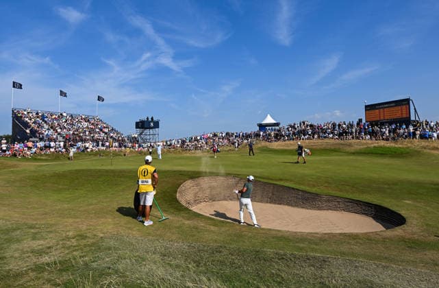 Brooks Koepka (USA) splashes out of a bunker on the 8th Green 154th Open Golf Championships, Royal Birkdale, Southport, UK - 16 Jul 2026Southport Royal Birkdale United Kingdom  Copyright: xGreigxCowie Shutterstockx 16988293em