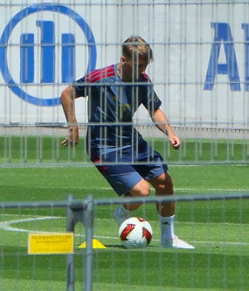 16.07.2026, FC Bayern Training , Saebenerstrasse Muenchen, Fussball, im Bild: Lennart Karl (FC Bayern Muenchen) *** July 16, 2026, FC Bayern Training, Saebenerstrasse, Munich, Soccer, Sports, Pictured: Lennart Karl, FC Bayern Munich