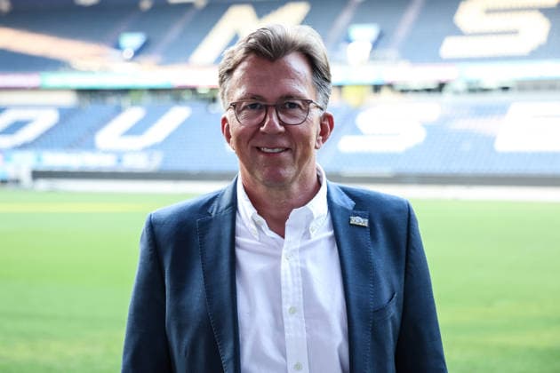 Fussball, 3.Liga Saison 2026 2027 Außerordentliche Mitgliederversammlung MSV Duisburg 16.07.2026, schauinsland-reisen-arena Ralf Raddue (Vorstand MSV Duisburg) im Porträt Duisburg schauinsland-reisen-arena Nordrhein-Westfalen Deutschland *** Sports, Soccer, 3rd Division Season 2026–2027 Extraordinary General Meeting of MSV Duisburg, July 16, 2026, Schauinsland Reisen Arena: A Profile of Ralf Raddue, Member of the MSV Duisburg Board of Directors, Duisburg, Schauinsland Reisen Arena, North Rhine-Westphalia, Germany