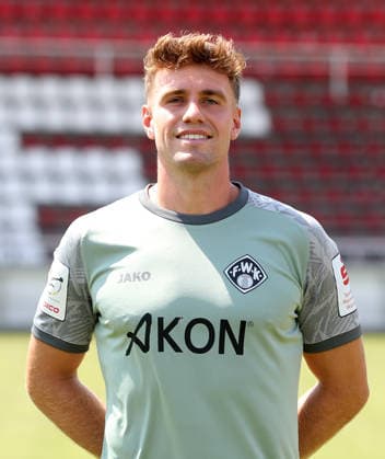 FC Würzburger Kickers; 3.Liga, Porträttermin 2026 2027, Johann Hipper (FC Würzburger Kickers); 3.Liga, Porträttermin 2026 2027 Würzburg AKON ARENA Bayern Deutschland *** FC Würzburger Kickers, 3rd Division, Photo Shoot 2026–2027, Team Photo by Johann Hipper, FC Würzburger Kickers, 3rd Division, Photo Shoot 2026–2027, Würzburg, AKON ARENA, Bavaria, Germany
