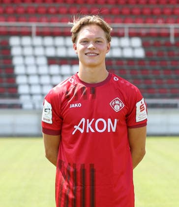 FC Würzburger Kickers; 3.Liga, Porträttermin 2026 2027, Xaver Kiefersauer (FC Würzburger Kickers); 3.Liga, Porträttermin 2026 2027 Würzburg AKON ARENA Bayern Deutschland *** FC Würzburger Kickers, 3rd Division, Photo Shoot 2026–2027, Team Photo by Xaver Kiefersauer FC Würzburger Kickers, 3rd Division, Photo Shoot 2026–2027 Würzburg AKON ARENA Bavaria, Germany