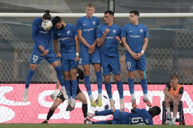 RFS vs Glentoran FC Soccer, RÄ«ga, Latvia, 16.07.2026, football, soccer RFS players block a shot during the UEFA Europa Conference League qualifying round game between Latvia™s FK RFS and Northern Ireland™s Glentoran FC in Riga, Latvia 16.07.2026. Photo: Roman Koksarov (RKF) RÄ«ga Latvia Copyright: xRomanxKoksarovx RKV09952.JPG