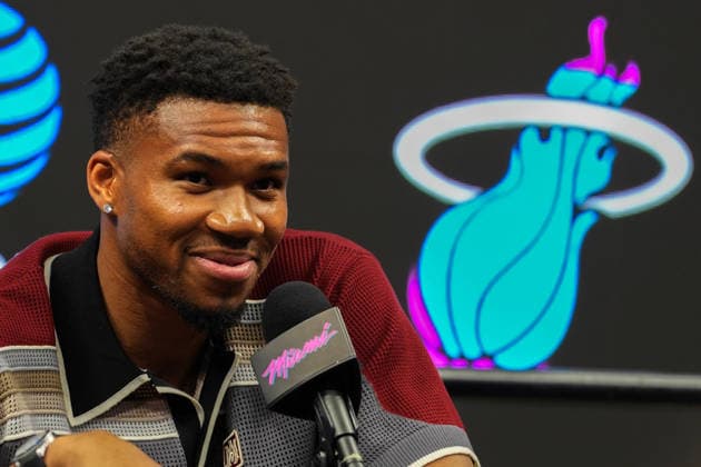The Miami Heat s new player, Giannis Antetokounmpo, speaks at a press conference, PK, Pressekonferenz in Miami, USA, 16 July 2026. I need pressure at this point in my career. I think that, in order to take it to the next level, I have to step out of my comfort zone, and I feel like Miami is where I need to be. As a team, they have a mindset very similar to mine, so it was an obvious decision. I wanted to be here. I’m excited to be here and I just want to get to work, said the two-time NBA, Basketball Herren, USA MVP. The Miami Heat introduce Antetokounmpo and hope to pair him with LeBron James !ACHTUNG: NUR REDAKTIONELLE NUTZUNG!  Copyright: xAlbertoxBoalx AME9903 20260716-55020916387_1