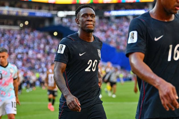 FIFA World Cup, WM, Weltmeisterschaft, Fussball 2026: JUL 06 USA Vs Belgium July 06, 2026: United States of America forward Folarin Balogun (20) looks into the crowd as he leaves the pitch at halftime during the FIFA World Cup knockout round of 16 match between USA and Belgium in Seattle, WA. Belgium defeated USA 4-1 to advance to the quarter finals. Steve Faber CSM (Credit Image: Â Steve Faber Cal Media) Seattle Washington United States EDITORIAL USE ONLY Copyright: xx ZUMA-20260706_zma_c04_048.jpg StevexFaberx csmphotothree502984