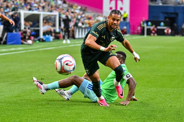 July 16, 2026: Portland Timbers Forward Ariel Lassiter (7) chases the ball during the MLS, Fussball Herren, USA match between Seattle Sounders FC and Portland Timbers FC in Seattle, WA. CSM MLS Soccer 2026: JUL 16 Seattle Sounders FC Vs Portland Timbers FC  - ZUMAc04_ 20260716_zma_c04_147 Copyright: xStevexFaberx