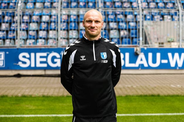 Co-Trainer Silvio Bankert, 1. FC Magdeburg - 2. Fussball Bundesliga Porträttermin 2. BL 2026 2027 offizieller Fototermin 1. FC Magdeburg in der Avnet Arena in Magdeburg - Porträt, Portrait, Einzelbild, Deutschland, Fussball, Maenner, GER, 16.07.2026 *** Assistant Coach Silvio Bankert, 1. FC Magdeburg, 2. Bundesliga, portrait session, 2026–2027 season, official photo shoot, 1. FC Magdeburg at the Avnet Arena in Magdeburg, portrait, single image, Germany, soccer, Men, GER, July 16, 2026 Christian Schroedter