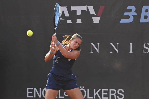 IPA86753726 - Aurora Zantedeschi of Italy faces off against Martina Trevisan of Italy during the round of 16 at the ATV Bancomat Tennis Open WTA, Tennis Damen 125 at the Antico Tiro a Volo Club on July 16, 2026, in Rome, Italy. (Photo by Roberto Bettacchi)  Copyright: xRobertoxBettacchi IPAxSportx xx 86753726