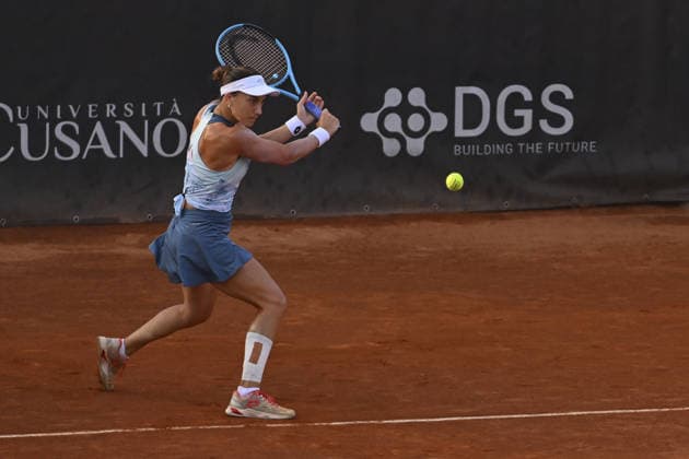 IPA86753730 - Danka Kovinic of Montenegro competes against Julia Riera of Argentina during the round of 16 at the ATV Bancomat Tennis Open WTA, Tennis Damen 125 at the Antico Tiro a Volo Club on July 16, 2026, in Rome, Italy. (Photo by Roberto Bettacchi)  Copyright: xRobertoxBettacchi IPAxSportx xx 86753730