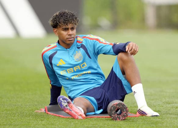 Football: 2026 World Cup Lamine Yamal of Spain is pictured during a team training session in East Hanover, New Jersey, on July 16, 2026, ahead of the football World Cup final against Argentina on July 19.  A14AA0005623507P