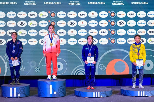 Wrestling Ranking Series Polyak & Janos & Istvan Memorial Podium 50kg WW - Gold: Ziqi Feng (CHN), Silver: Samara Rosario Chavez (USA), Bronze: Zeinep Bayanova (KAZ), Jacqueline Del Rocio Mollocana Eleno (ECU) *** Wrestling Ranking Series: Janos Istvan Polyak Memorial – Podium, 50kg WW: Gold – Ziqi Feng (CHN); Silver – Samara Rosario Chavez (USA); Bronze – Zeinep Bayanova (KAZ); Jacqueline Del Rocio Mollocana Eleno (ECU) Copyright: xUnitedxWorldxWrestlingx xAmirrezx United World Wrestling Kadir C