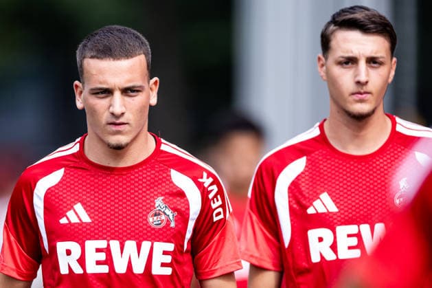 COLOGNE, GERMANY - JULY 17: Said El Mala (1. FC Koeln, 13) and Malek El Mala (1. FC Koeln, 19) arriving at the trainings pitch during a training session of season 2026 27 at Geissbockheim on July 17, 2026 in Cologne, Germany. North Rhine Westphalia Germany Copyright: xSteffiexWunderlx