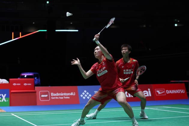 (260717) -- TOKYO, July 17, 2026 -- Jiang Zhenbang (R) Wei Yaxin compete during the mixed doubles quarterfinal match between Jiang Zhenbang Wei Yaxin of China and Tang Chun Man Tse Ying Suet of China s Hong Kong at the Japan Badminton Open 2026 in Tokyo, Japan, July 17, 2026. ) (SP)JAPAN-TOKYO-BADMINTON-JAPAN OPEN 2026-MIXED DOUBLES-QUARTERFINALS YuexChenxing 