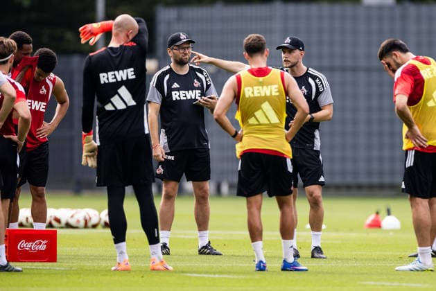 COLOGNE, GERMANY - JULY 17: Rene Wagner (Head Coach 1. FC Koeln) coaching during a training session of season 2026 27 at Geissbockheim on July 17, 2026 in Cologne, Germany. North Rhine Westphalia Germany Copyright: xSteffiexWunderlx