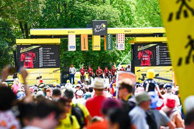 Tour de France 2026 Stage 13 BELFORT, FRANCE - JULY 17 : Team Lotto Intermarche on the podium before the start of race during stage 13 of the 113rd edition of Tour de France an UCI World Tour 2.UWT cycling road race stage for Men Elite of 205 km with start in Dole and finish in Belfort on July 17, 2026 in Belfort, France, 17 07 2026 Belfort France  Copyright: xGvgx