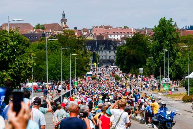 Tour de France 2026 Stage 13 BELFORT, FRANCE - JULY 17 : Illustration picture of the start of the race during stage 13 of the 113rd edition of Tour de France an UCI World Tour 2.UWT cycling road race stage for Men Elite of 205 km with start in Dole and finish in Belfort on July 17, 2026 in Belfort, France, 17 07 2026 Belfort France  Copyright: xLucaxBettinix